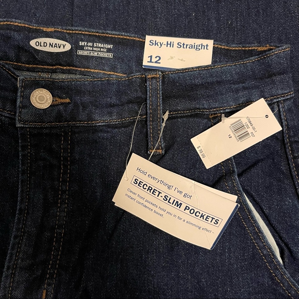 Old Navy High-Waisted Straight Leg Jeans NWT (Dark Wash)